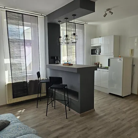Ganze - To Rent Apartamento Hohenstein-Ernstthal