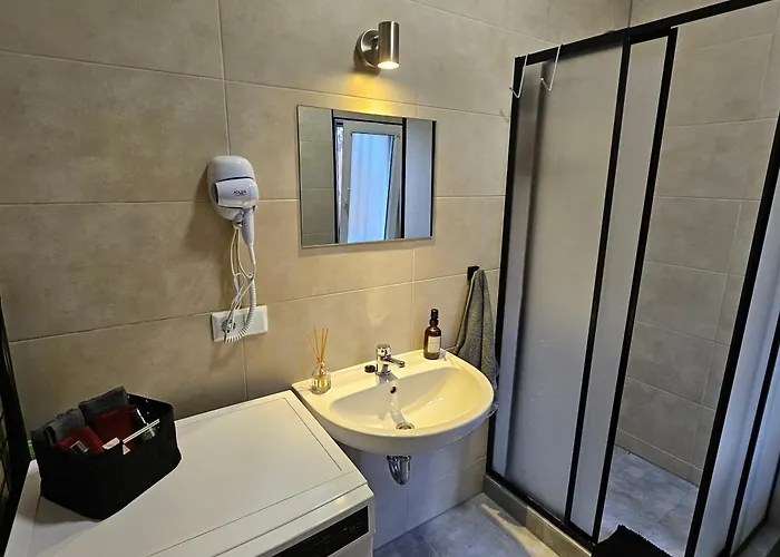 Ganze - To Rent Хоэнштайн-Эрнстталь